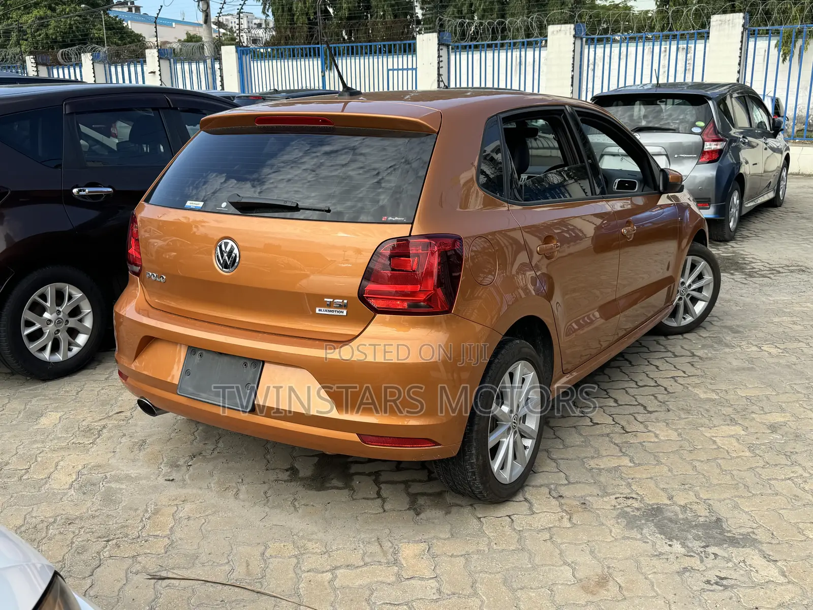 Volkswagen Polo 2017 Brown