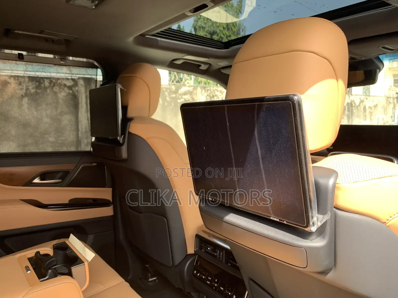 Lexus LX 2022 Black