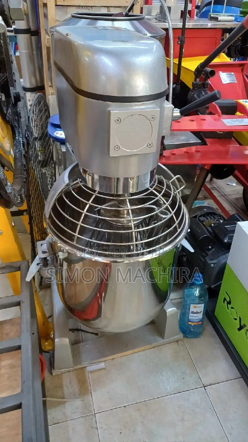 Commercial Dough Mixer. 20 LTRS