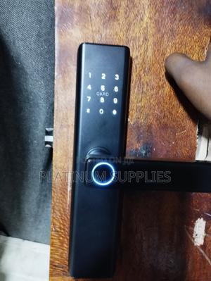 Password Unlock Smart Lock Fingerprint Unlock - main view