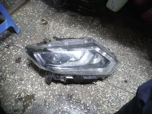 Xtrail New Model Headlight