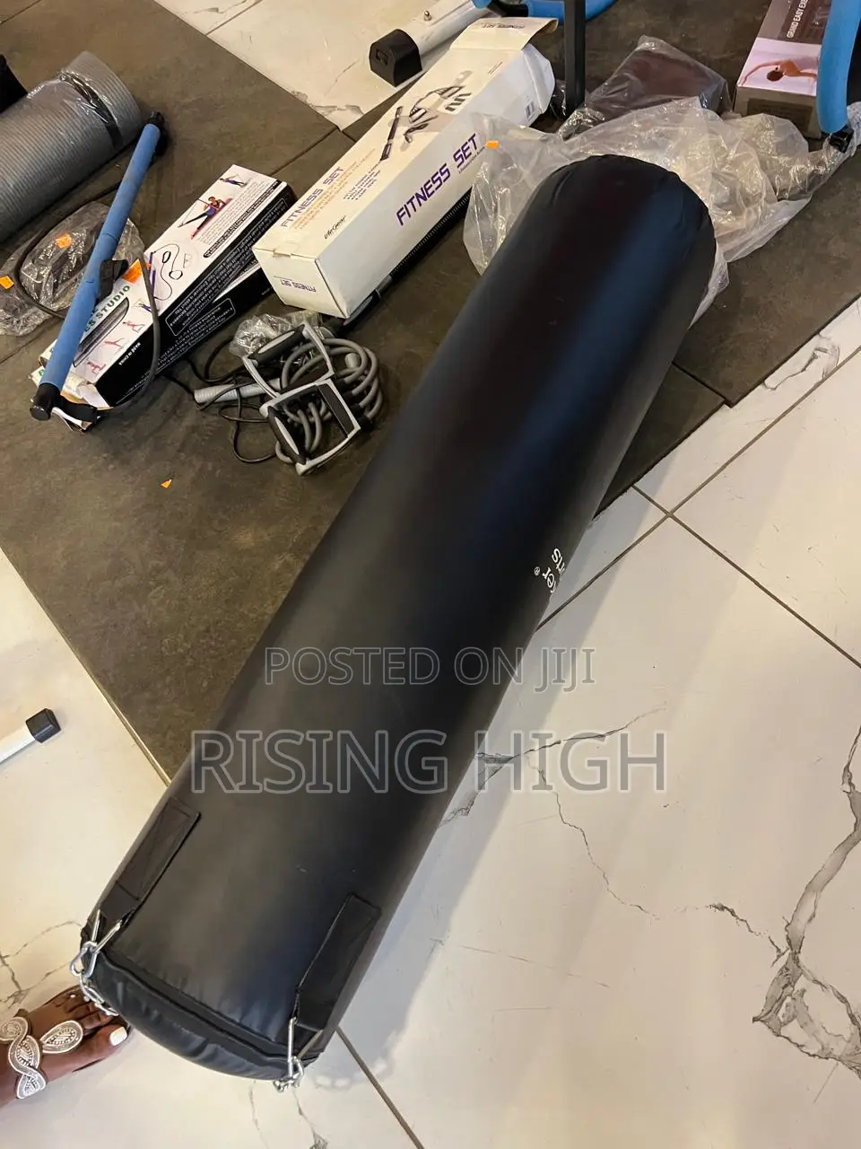 Superior -Quality 35kgs Punching Bag .