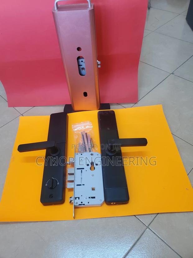 Biometric Wifi Lock With Passcode,RFID Card Access Methods - main view