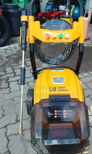 Highpressure L L Industrial Carwash