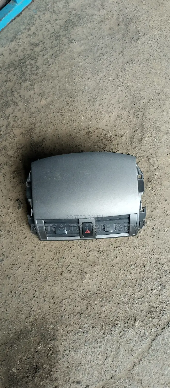 Nissan Note 2010 Dashboard Cover