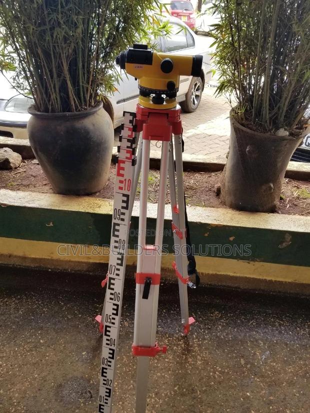 Dumpy Level Kit + Accesories - main view