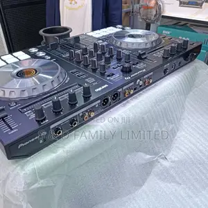 Pioneer SR2 DJ Controller