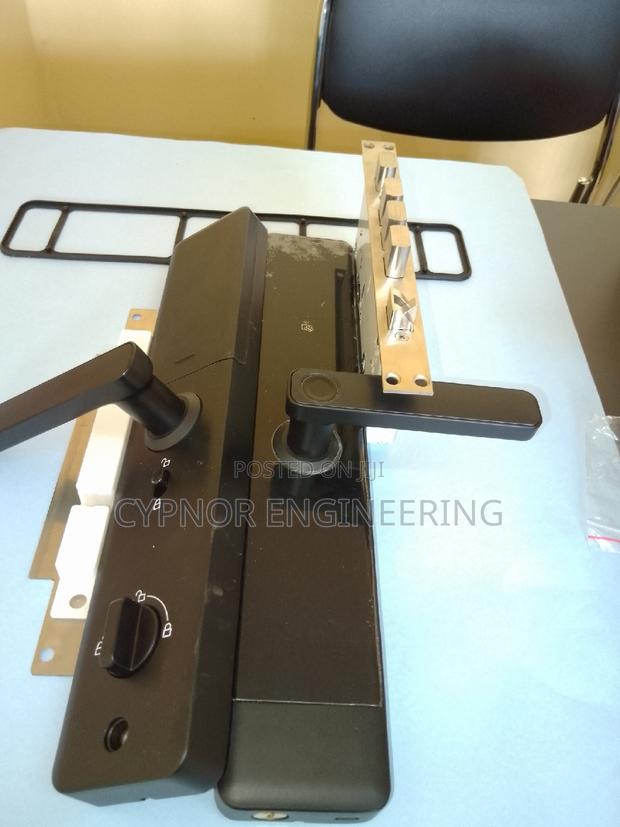 Biometric Door Lock Technology for Airbnbs Hosting Safety - main view