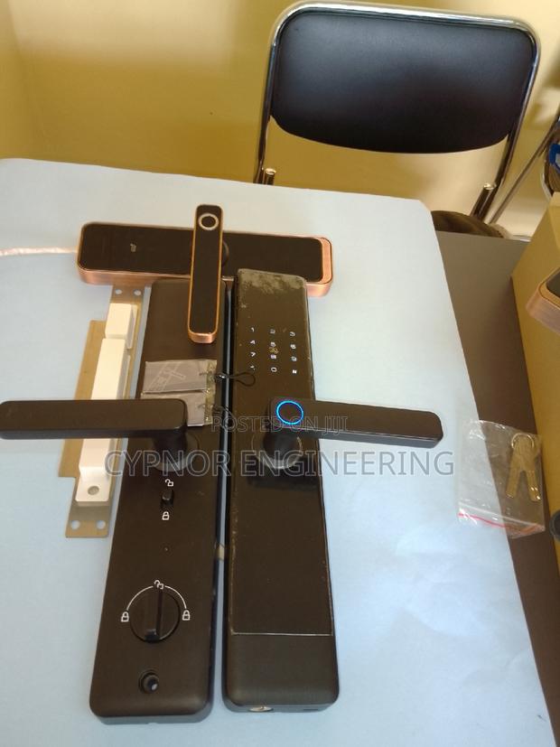 Digital Convenience Door Lock Technology for Home Security - main view