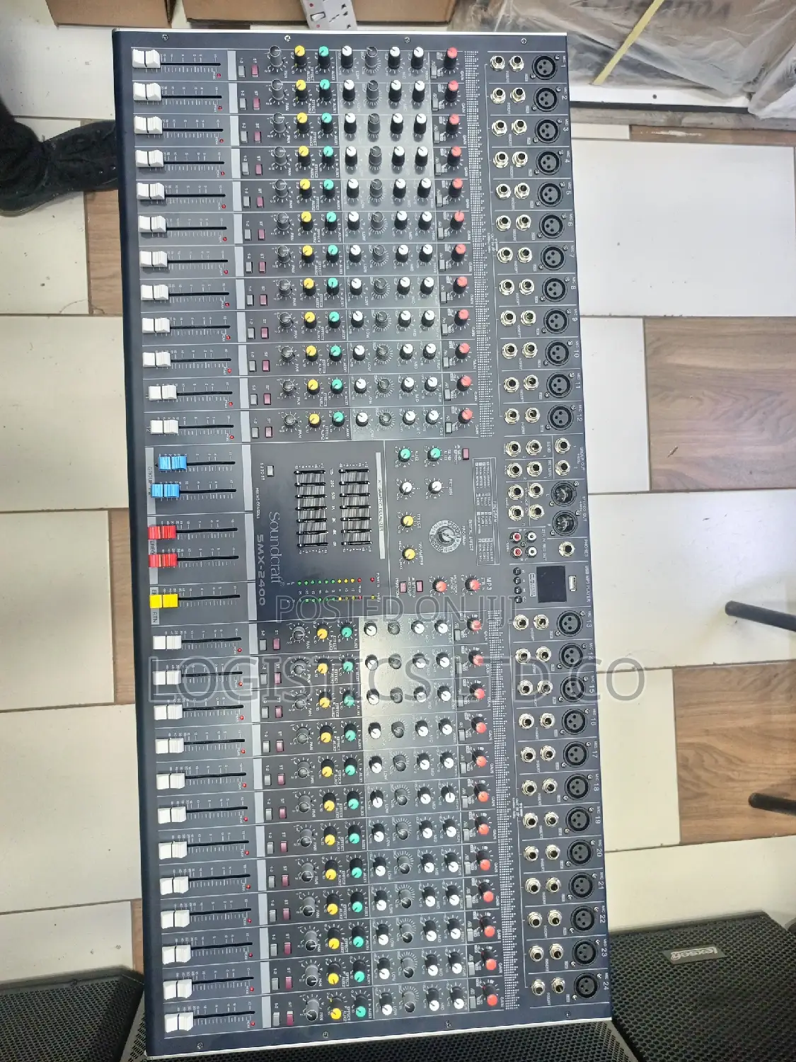 Soundcraft SXM-2400 24channel Plain Mixer