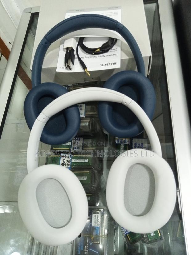 Sony WH-CH720N - main view