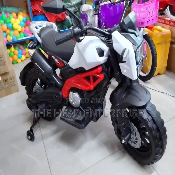 Kid's Battery Powered Electric Motorbike!