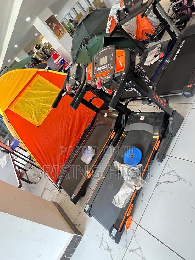 Heavy Duty Commercial Treadmill.
