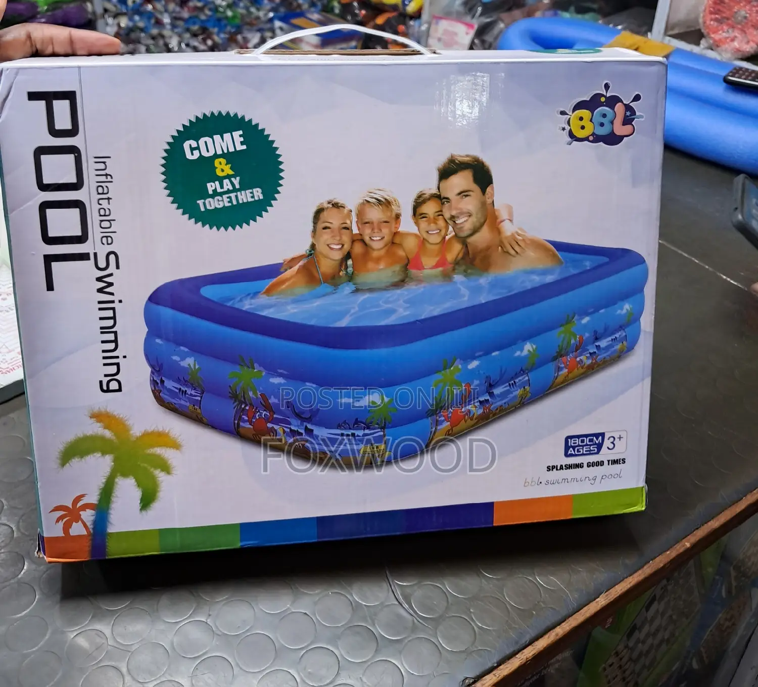 Extra Large Inflatable Pool + Frre Electric Pump