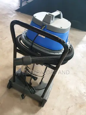 Double Motor 70litres Vaacum Cleaner