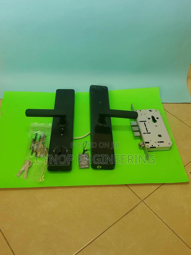 Security Haven Airbnbs Biometric Door Lock for Safety - main view