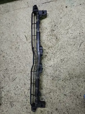 Toyota Voxy Front Bumper Grille