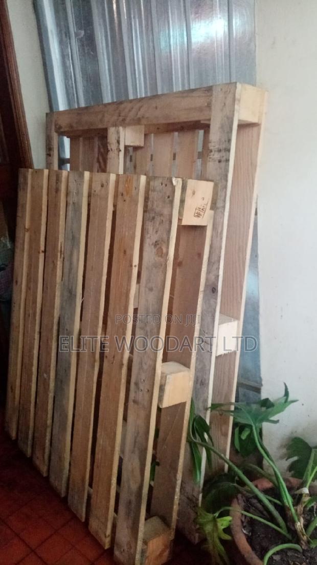 Wooden Pallets 4yt - main view