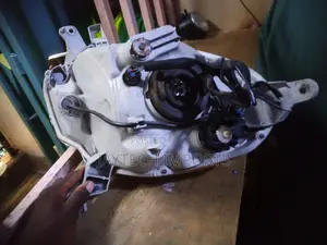 Toyota Passo Headlight 2012/10