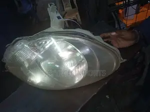 Toyota Passo Headlight 2012/10