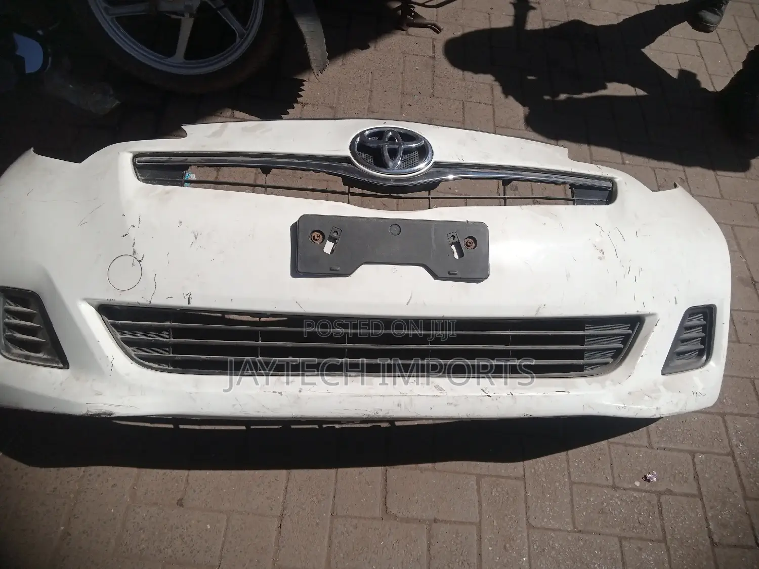 Toyota Ractis 2012/10 Front Bumper