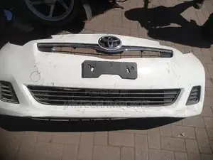 Toyota Ractis 2012/10 Front Bumper