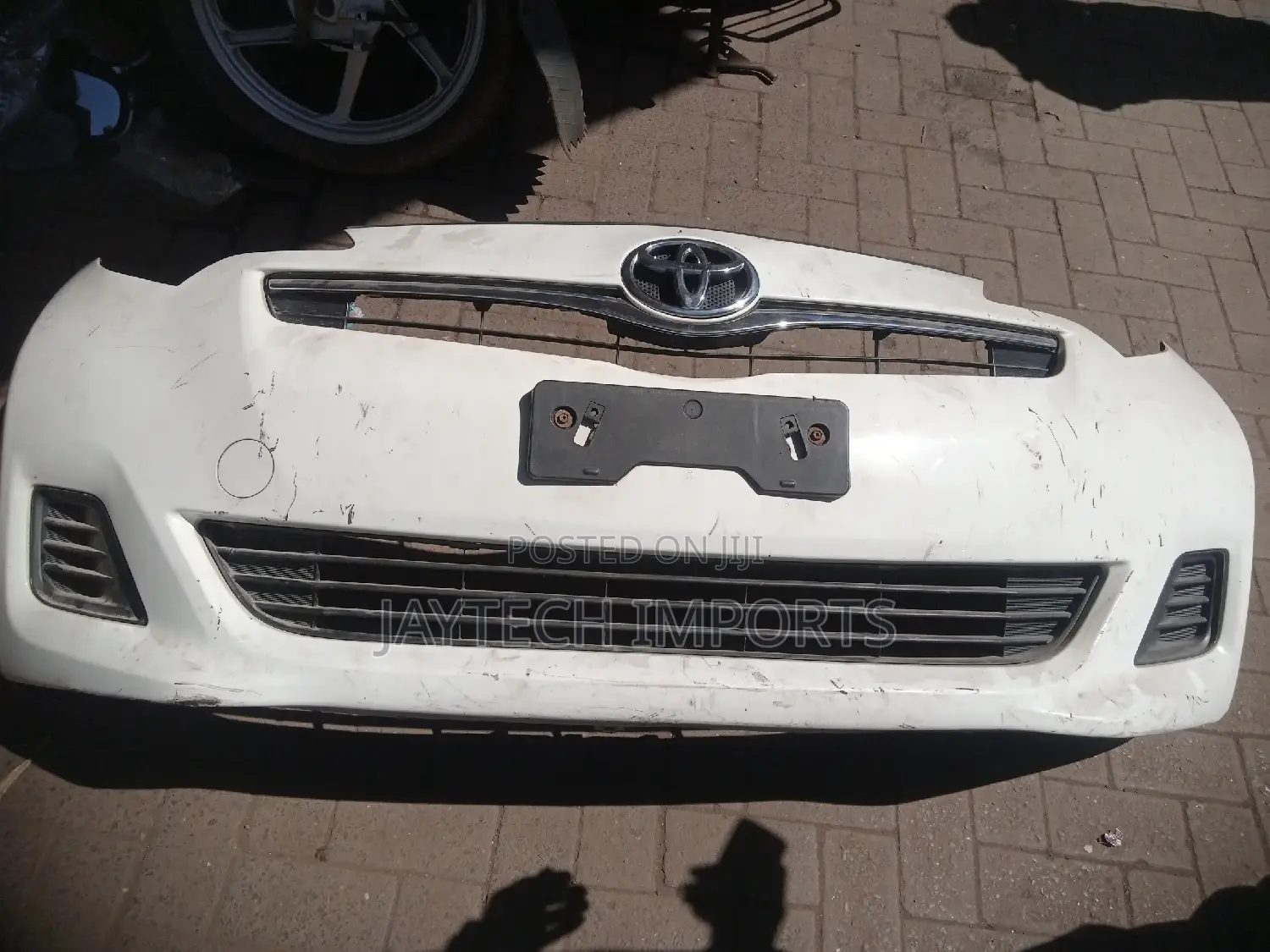 Toyota Ractis 2012/10 Front Bumper