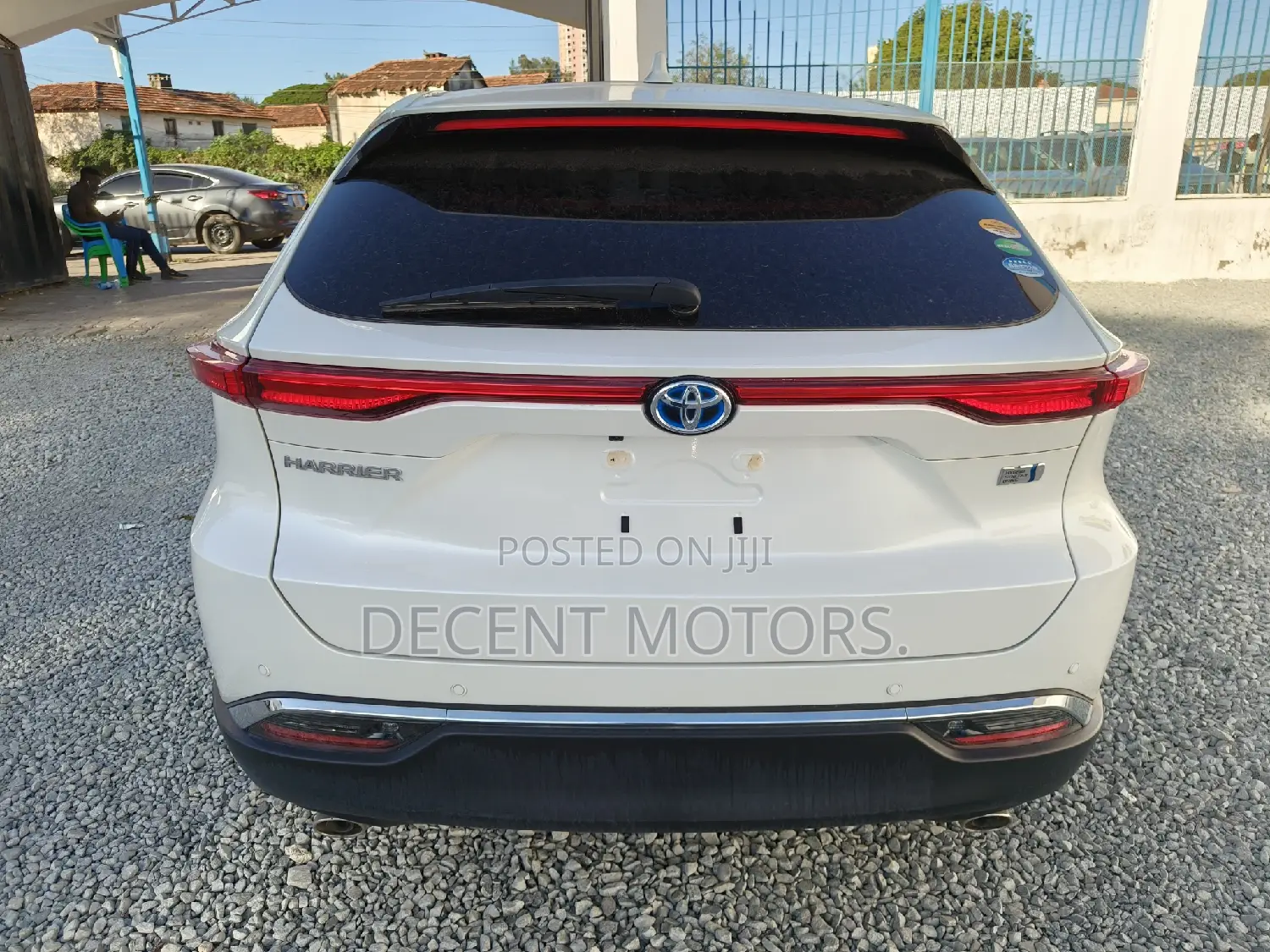 Toyota Harrier 2.5 Hybrid 2020 White