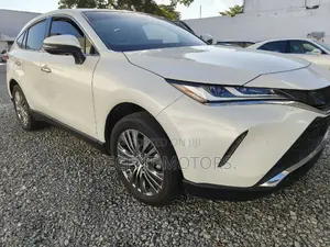 Toyota Harrier 2.5 Hybrid 2020 White