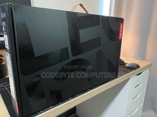 New Laptop Lenovo Legion 7 32GB Intel Core I9 SSD 1T