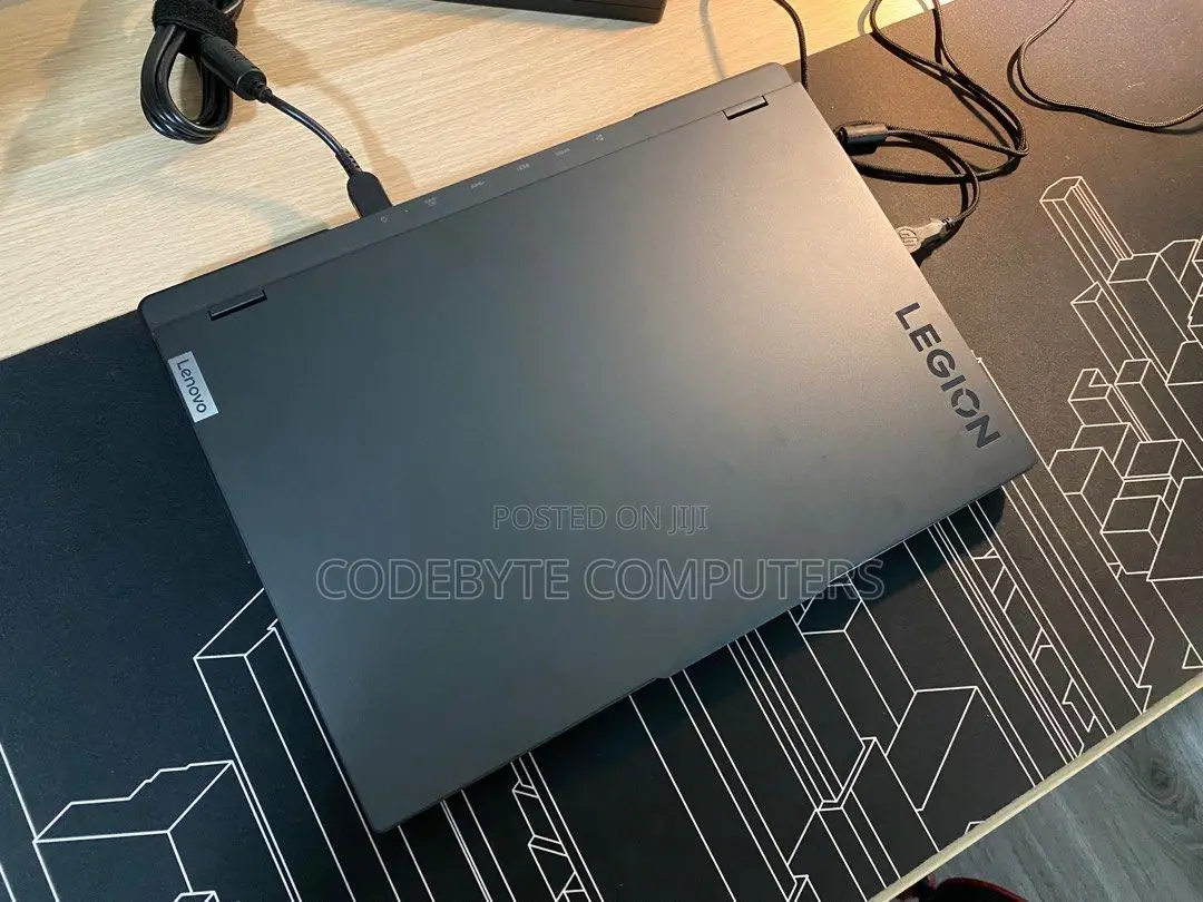 New Laptop Lenovo Legion 7 32GB Intel Core I9 SSD 1T