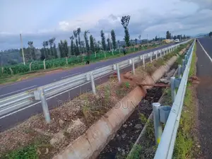Prime 2 Acres Touching Sagana-Karatina Dual Carriage Way