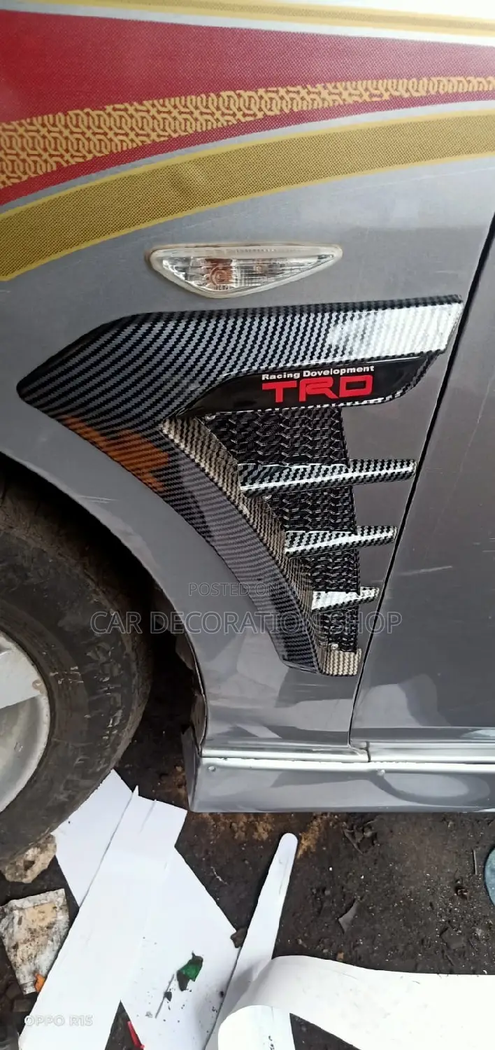 Carbon Finish TRD Side Vent Leaf