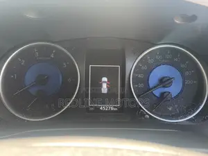 Toyota Hilux SR5 4x4 2016 Gray