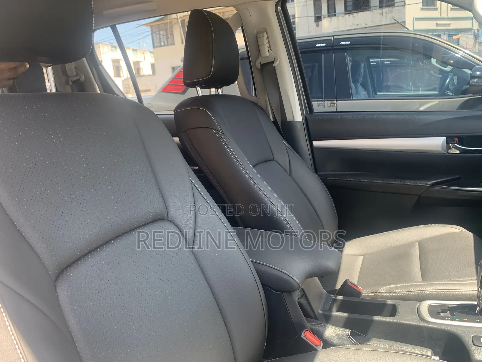 Toyota Hilux SR5 4x4 2016 Gray