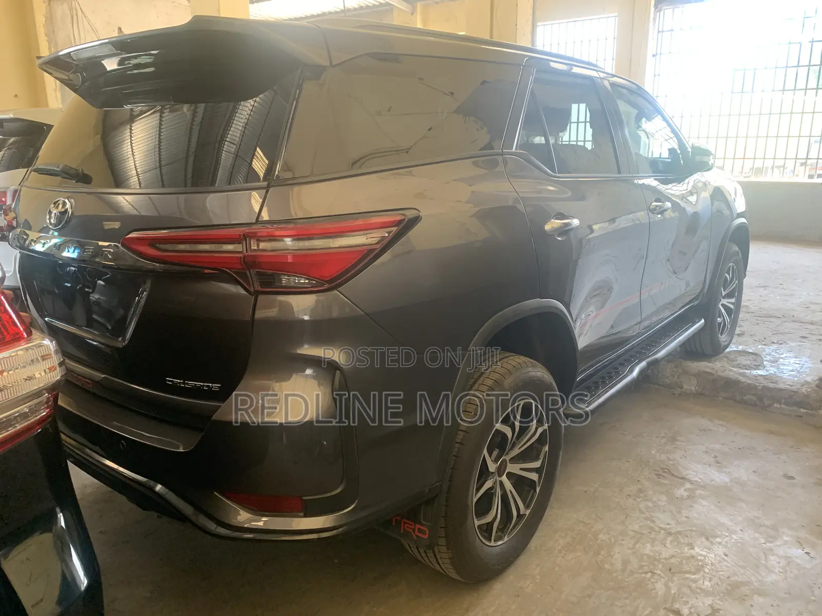 Toyota Fortuner 2.8 D AWD 2016 Gray