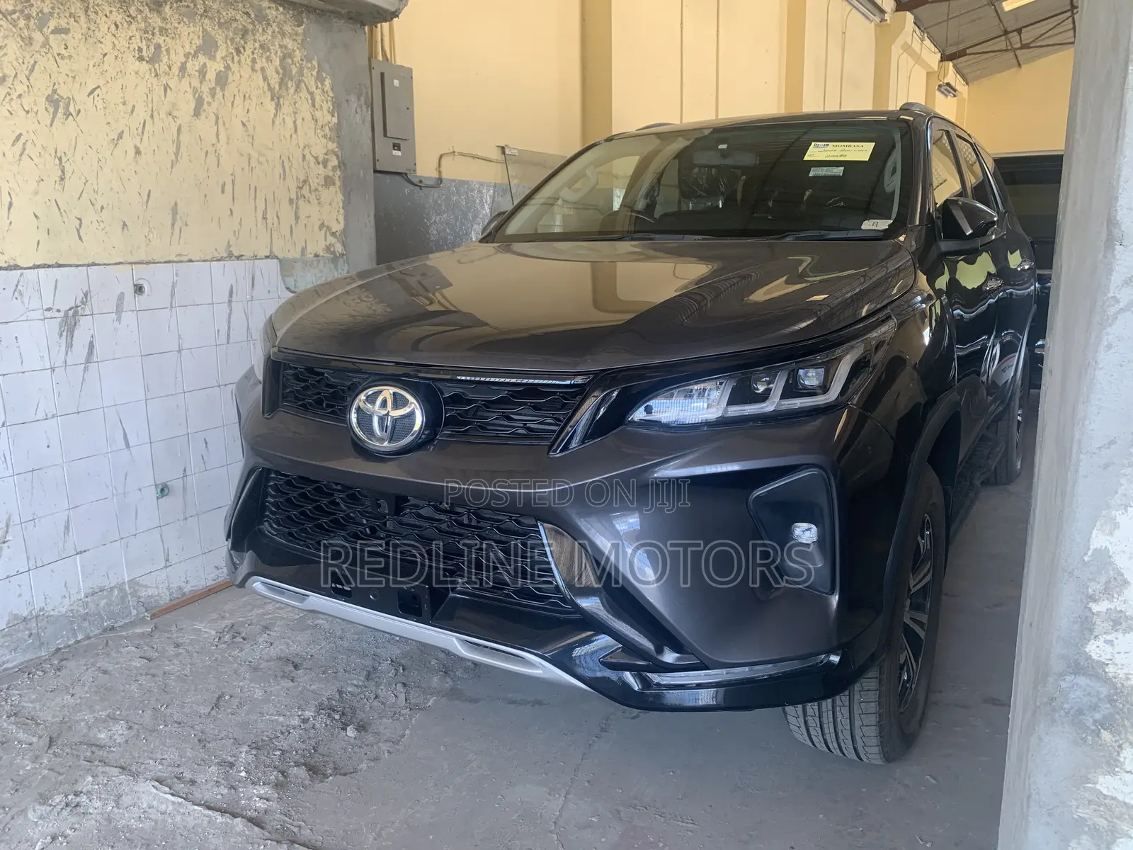 Toyota Fortuner 2.8 D AWD 2016 Gray