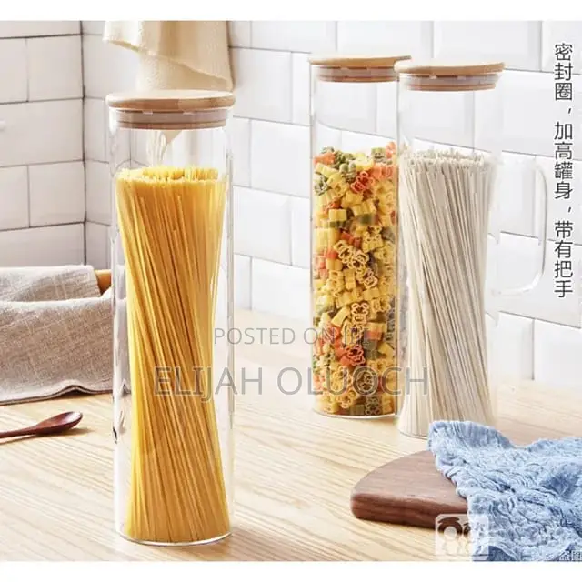 Glass Spaghetti Jar With Bamboo Lid and Handle