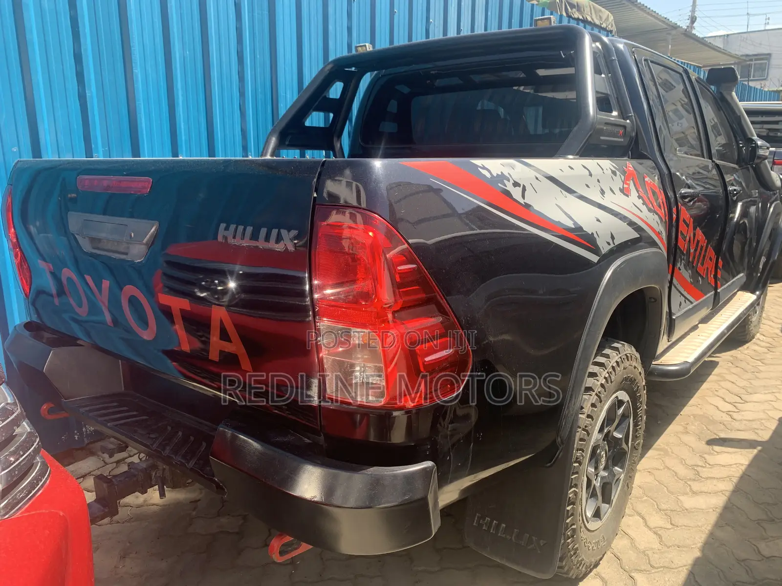 Toyota Hilux Rugged X 4x4 2018 Black