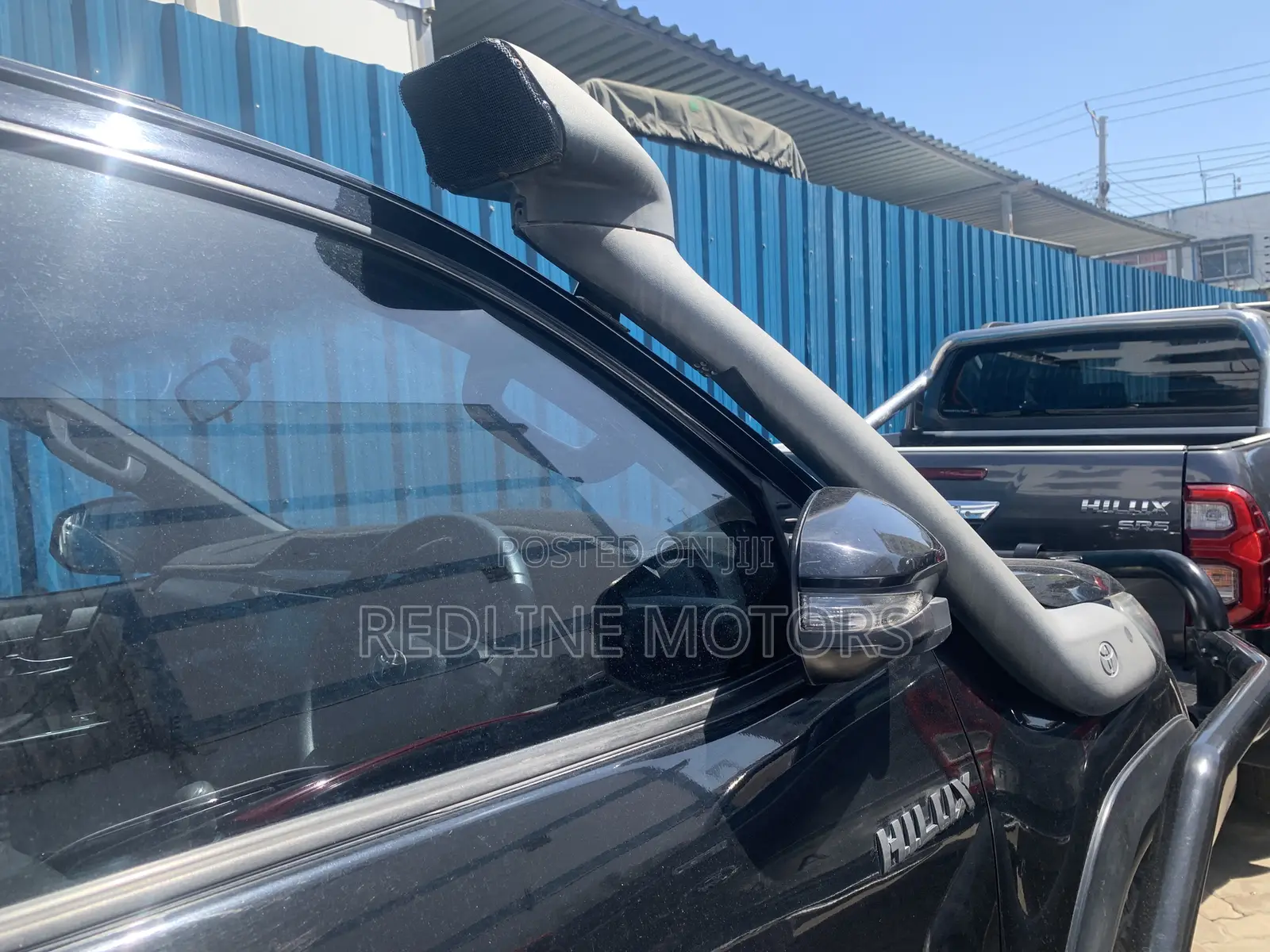 Toyota Hilux Rugged X 4x4 2018 Black