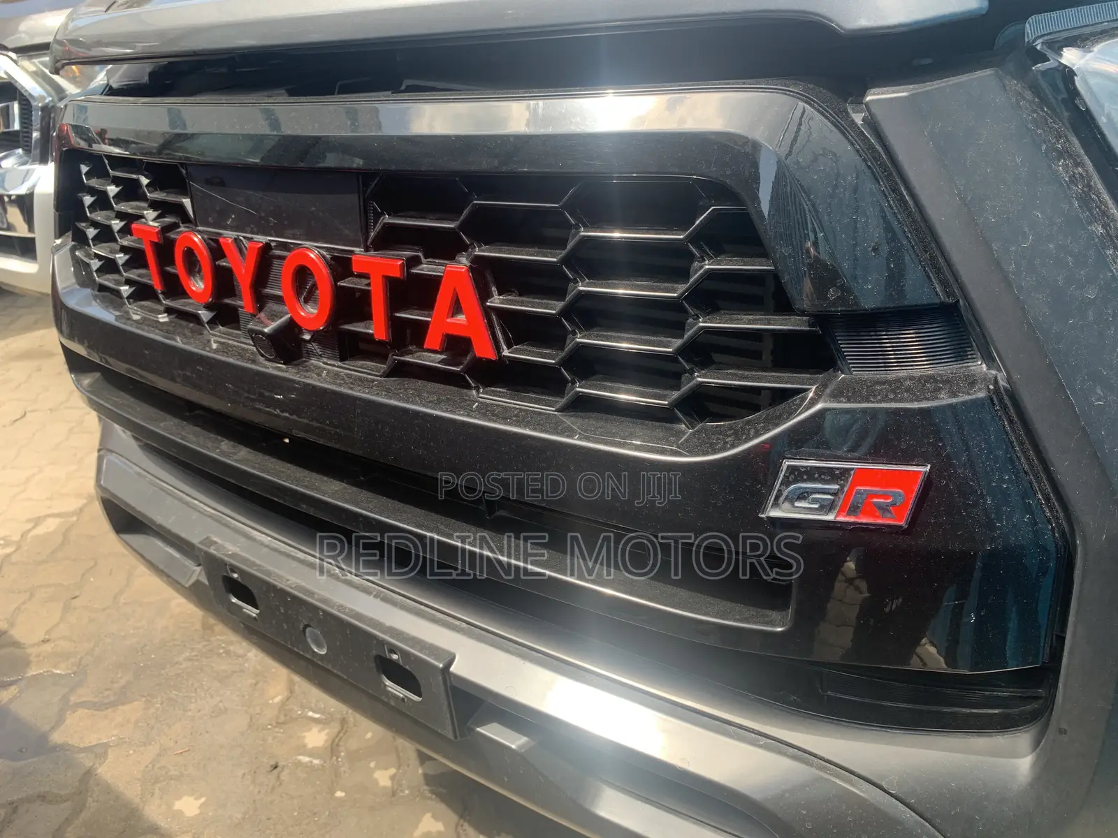 Toyota Hilux SR5 4x4 2017 Gray