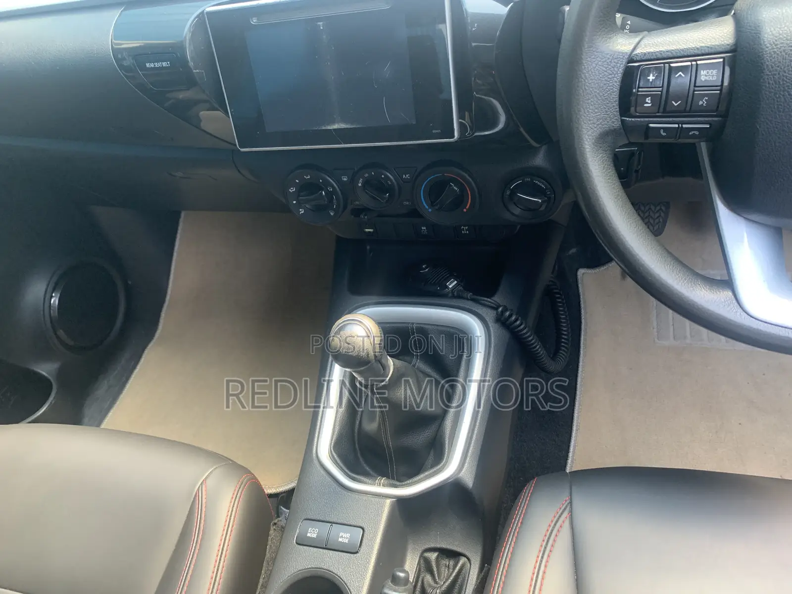 Toyota Hilux SR5 4x4 2017 Gray