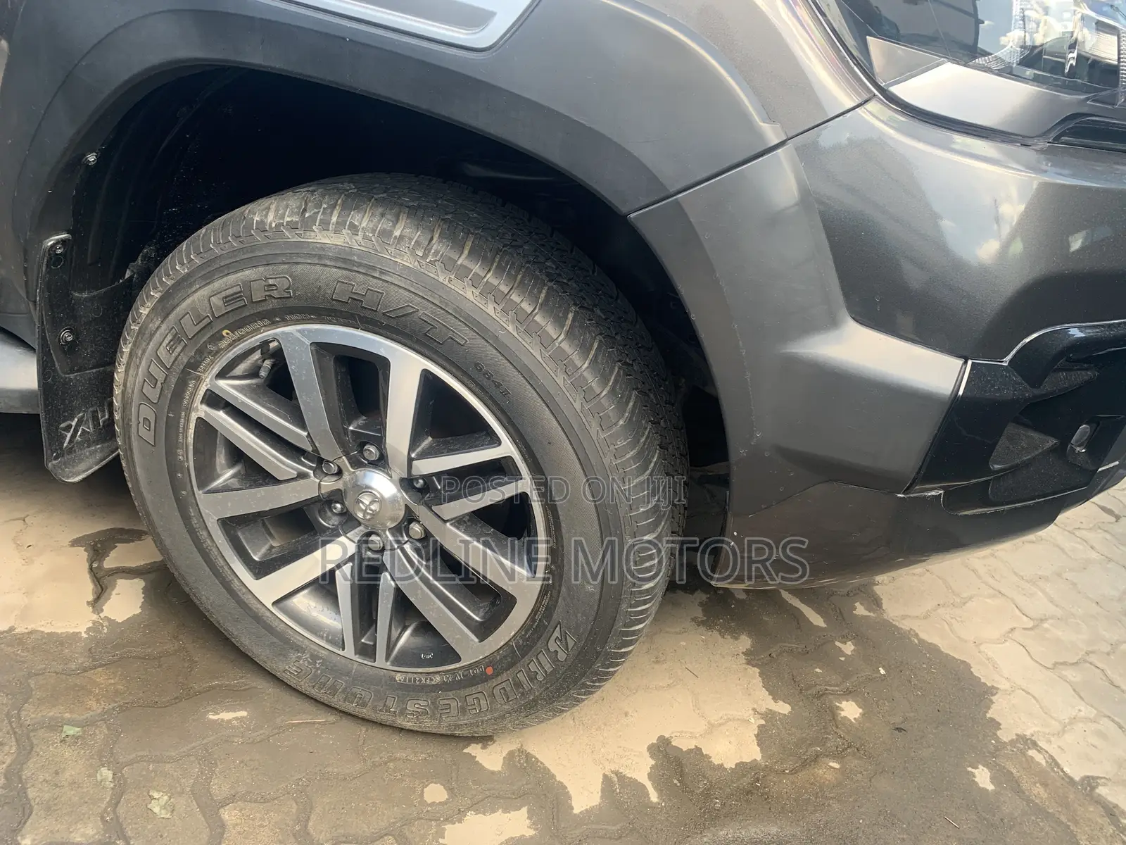 Toyota Hilux SR5 4x4 2017 Gray