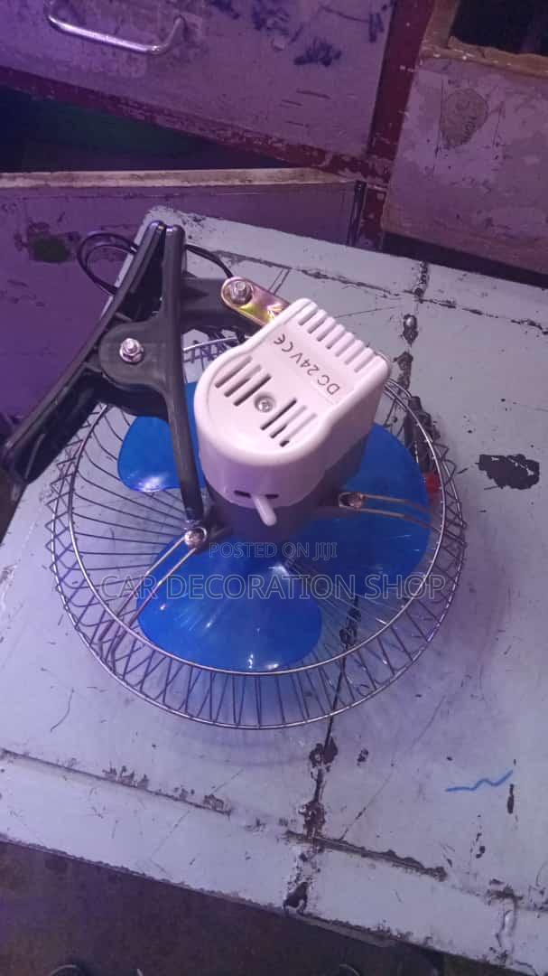 Both 12 or 24v Oscillating Car Fan - thumbnail 2