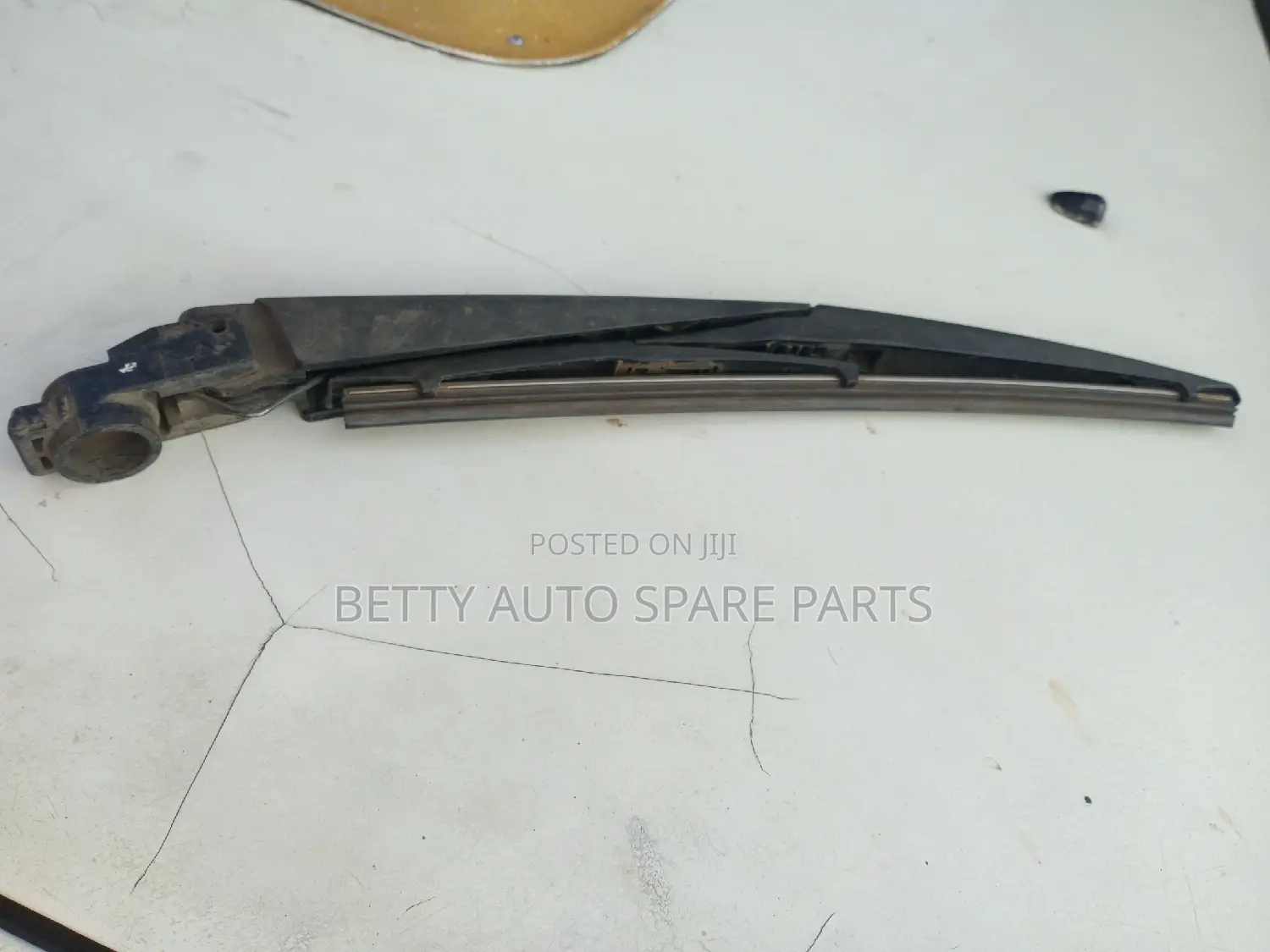 Toyota Premio 260 Rear Wiper