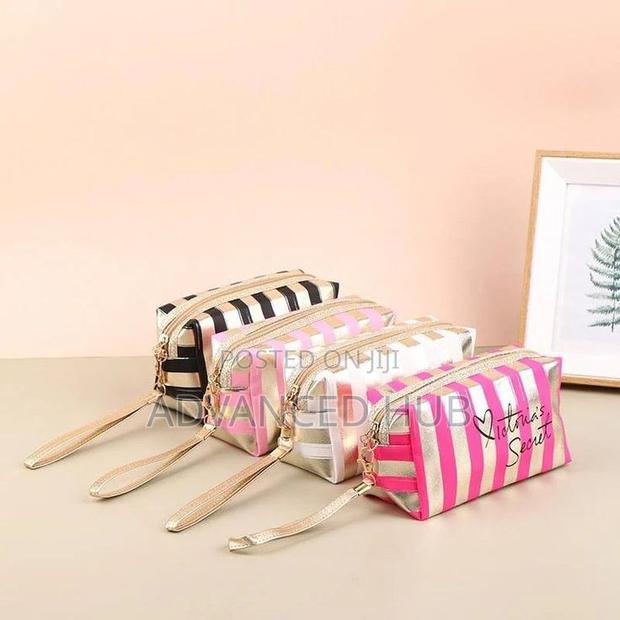 Make Up/Cosmetics Bag - thumbnail 2