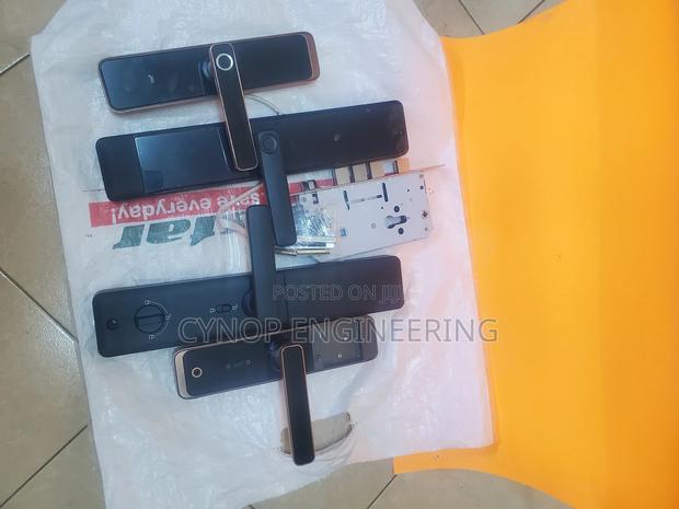 Secure Sleeps Smart Biometric Locks for Hotel Rooms - main view