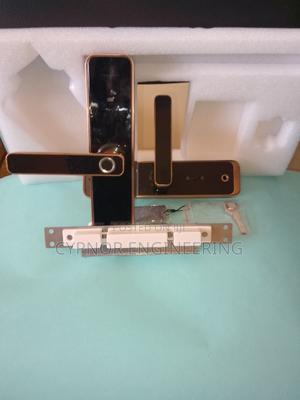 RFID Door Locks With Smart Biometric Advances Security - thumbnail 2