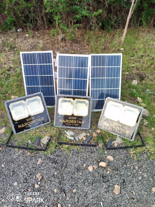 100w Solar Floodlight - thumbnail 2