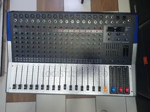 Yamaha Kv160 Pro Powered Mixer 16channels